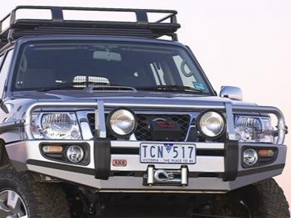 Передний бампер ARB Deluxe 3417300 для Nissan Patrol GU Y61 с 2004-