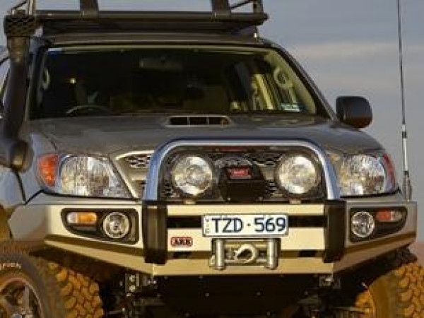 Передний бампер ARB Sahara 3914110 для Toyota Hilux Vigo 2005-2011